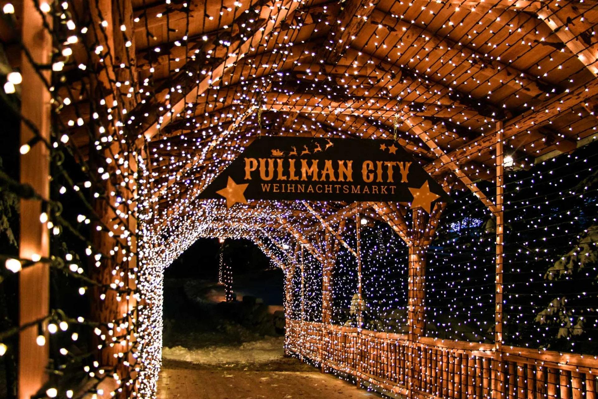 © Pullman City