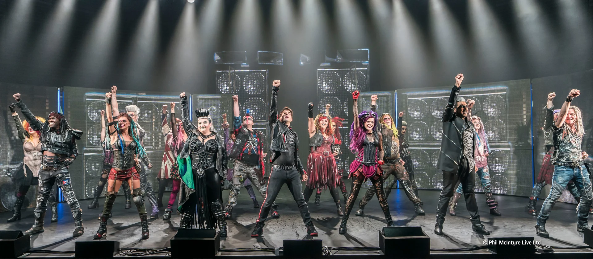 © Phil McIntyre Live Ltd