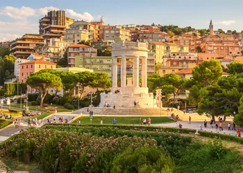 Albanien - Landschaft & Kultur entdecken